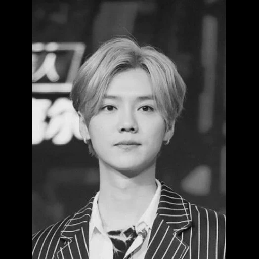 asiático, luhan, exo luhan, chanel luhan, luhan es pequeño