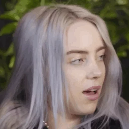 junge frau, billy eilish, billy ailish, billie eilish, billy ailish mit weißem haar