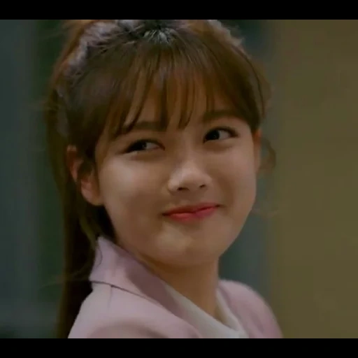 actress, kim yoo jung, lizzie est chanteuse, la chanteuse lizzie kris, radio romance 4 série