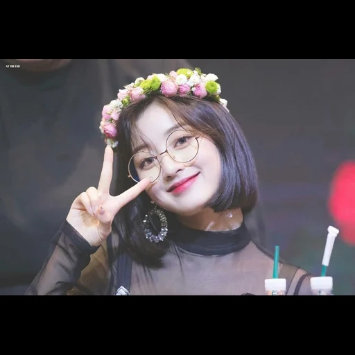 deux fois, jihyo, pak chjiho, jihyo deux fois, deux fois nayeon