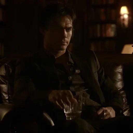 mengemas, damon, malam pernikahan, buku harian vampir, damon salvatore