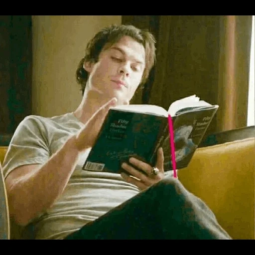 ноги, damon salvatore, ривердейл 5 сезон, damon salvatore book, damon salvatore reading 50 shades grey