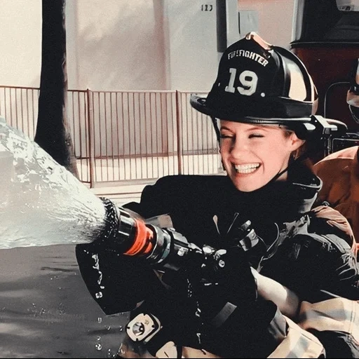 petugas pemadam kebakaran, pemadam kebakaran, fire part 19, firemire 19 andy, firewoman 19 lucas ripley