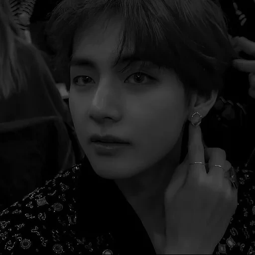 taehyung, ким тэ хён, jungkook bts, taehyung kim, taehyung selca