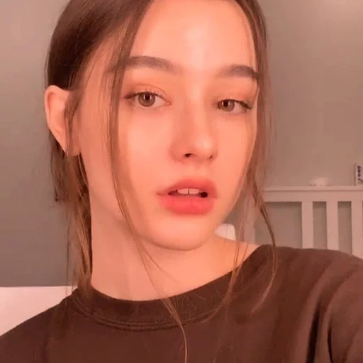 jeune femme, dasha taran 2020, la beauté de la fille, maquillage coréen, belle fille