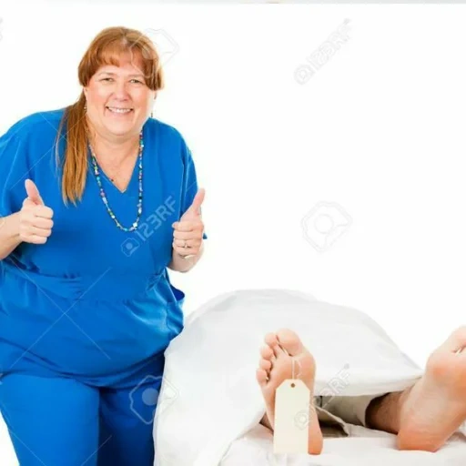 mujer, una enfermera, 3 abuelas, paciente satisfecho