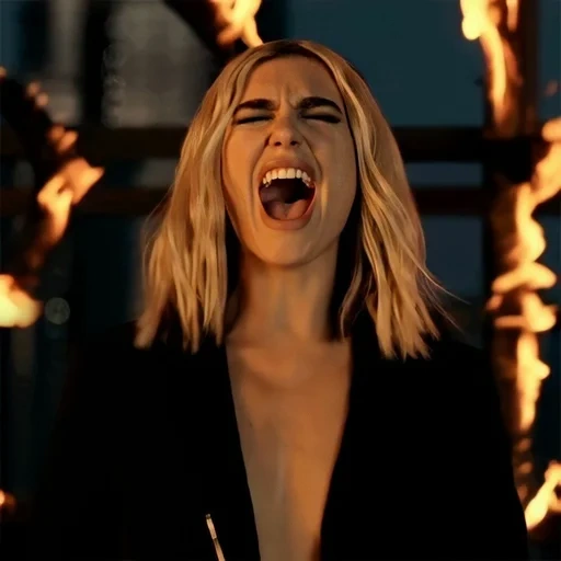 campo de la película, dua lipa libre intensas, dua lipa libre intensa, dior bard 30 días de la noche, dua lipa spirits iv saint laurent