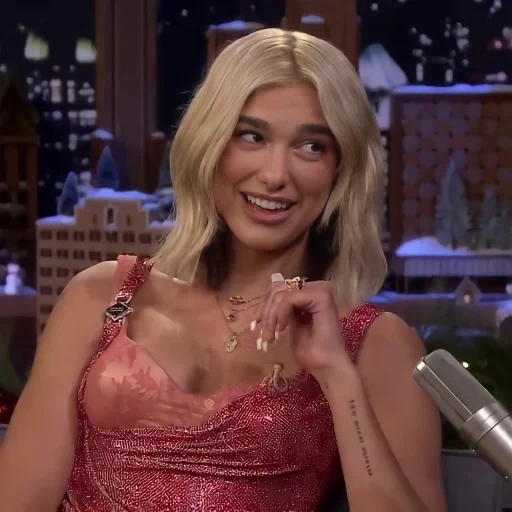 jimmy fallon, rtl late night, hoje à noite, física dualipa, duya lipajimi fallon