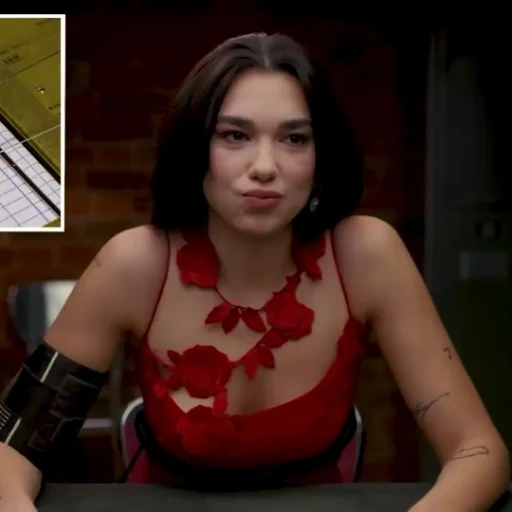 mujer joven, dua lipa, detector de mentiras, dua lipa 2022, dua lipa detector se encuentra