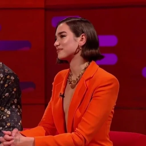the girl, weiblich, the girl, promi-sänger, claire foy graham norton show