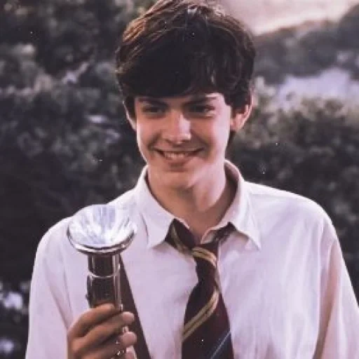 skandar keynes, edmund pevensi, the chronicles of narnia, skandar keynes chronicle narnia, dorian grey devil's portrait