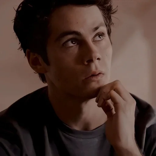 lobo, dylan o'brien, la serie lobo, stiles lobo, stiles stilinski