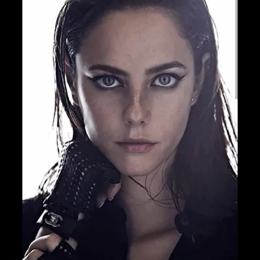 кая скоделарио, кая скоделарио клэр, кая скоделарио эффи, kaya scodelario skins, кая скоделарио фотосессии