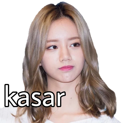 jeune femme, coupe de cheveux coréenne, coiffures coréennes, blonde en velours rouge irene