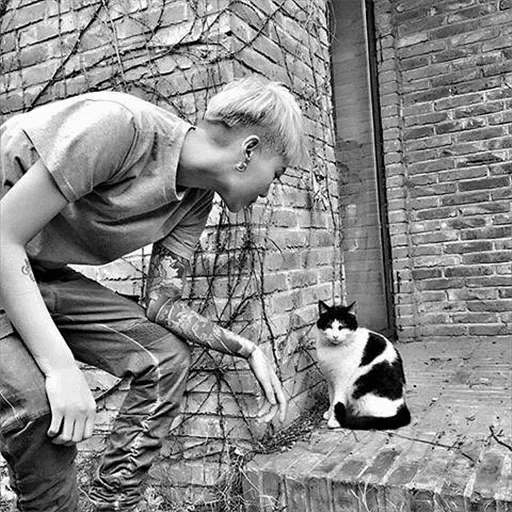 cat, human, cat kurt cobain, interesting black white, bowen j bob no ordinary cat
