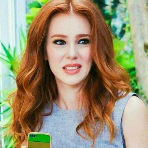 sangu, wanita muda, bella thorne, elchin sanga, yeltsin boris nikolaevich