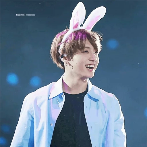 chong national defense bomb youth regiment, zheng zhongguo, bts jungkook, worship the country rabbit, bts chonguk rabbit