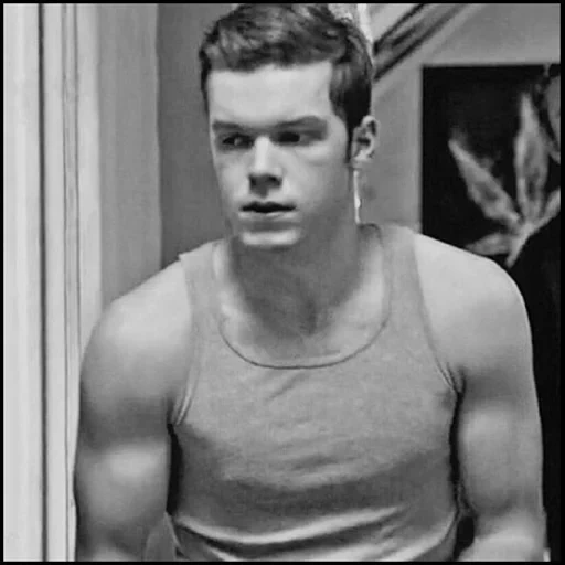 a shameless person, a tv actor, cameron monahan, cameron monaghan trunk, mitch liam shameless