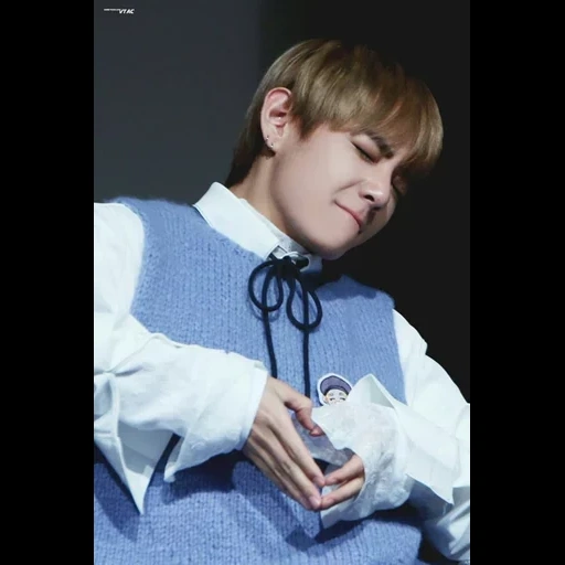 bts v, тэхен бтс, ким тэ хён, taehyung bts, bangtan boys