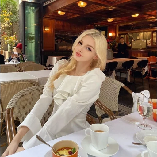 chemisier, tenue, femme, jeune femme, karimova elina