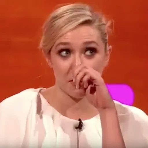 olsen, graham norton, elizabeth olsen, graham norton show, elizabeth olsen mostra graham norton