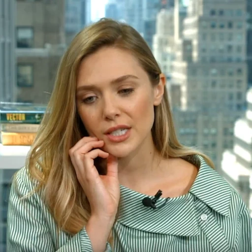 olsen, elizabeth, elizabeth olsen, elizabeth olsen shipts, viagem de negócios de anna koshmal express