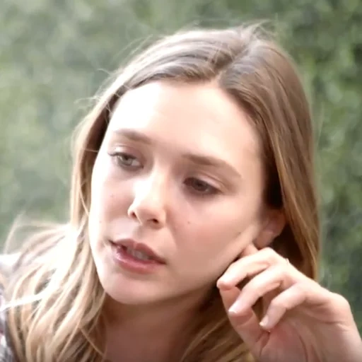 elizabeth olsen, elizabeth olsen 2012, la cara de elizabeth olsen, actriz elizabeth olsen, elizabeth olsen es hermosa