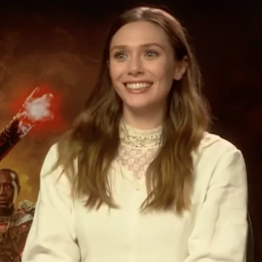 la ragazza, elizabeth olsen, elizabeth olsen avengers, paul betany elizabeth olsen, la strega scarlatta elizabeth olsen