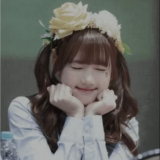 yerin, sakura chan, yerin gfried, ragazze asiatiche, segno zodiacale yerin gfried