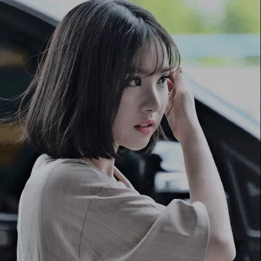 viviz yunha, gfried eunha, asian girls, korean haircuts, joy red velvet short hair