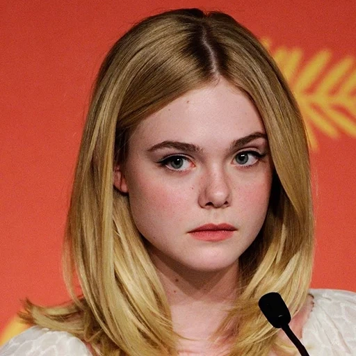 giovane donna, el fanning, archivio internet, conferenza stampa, elle fanning dakota