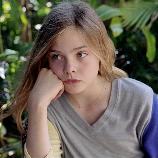 the people, the little girl, the girl, chloe grace morez, movie 43 von chloe morez