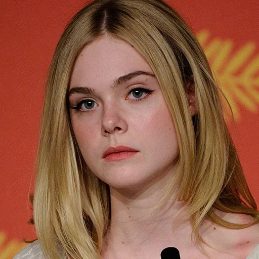 el fanning, el fanning nose, el fanning 2021, el fanning haircut, el fanning american attrice