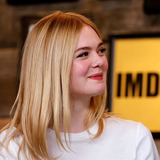 femme, jeune femme, el fanning, journaliste de mary fanning, base de données de films internet