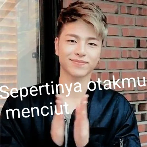 penyanyi, bts qimin, rap monster, aktor korea, nam joon tersenyum