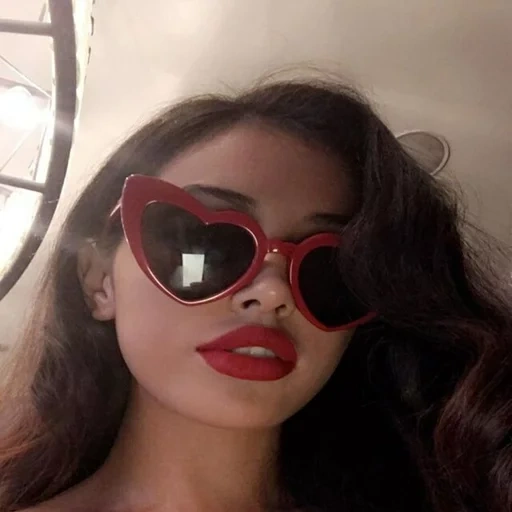 wanita muda, cindy kimberly, wanita itu cantik, kacamata hitam, cindy kimberly dan kacamata