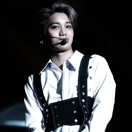 kai exo, pak chanyeol, exo toko kelontong, gaya berpakaian, pak jimin poduye