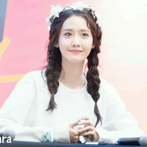 yuna, yoona lim, snsd yoona, taeyeon snsd, snsd yona taehen