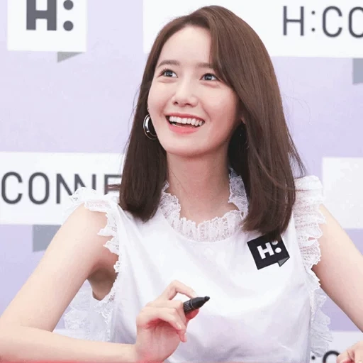 yuna, yoona hq, snsd yoona, yoona dengan bundel, aktris korea