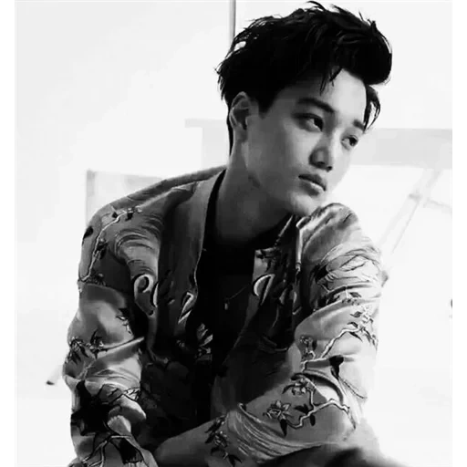 reparação, exo kai, park cheung-lee, jin minzai, foto do exo lotto