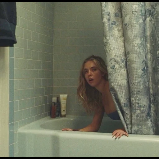 ванна, ужасы, триллеры, лекарство от здоровья, чудо-женщины фильм 1973