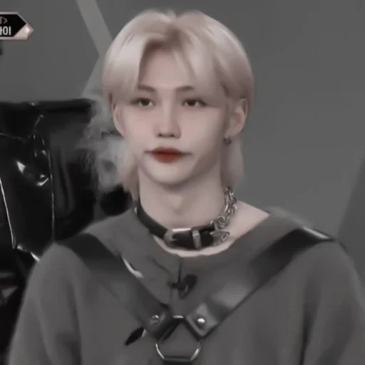 cenere di sasha, lee felix, felix bts, felix stray kids, modelli coreani da uomo