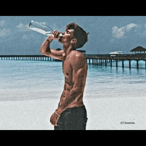 парень, человек, thirsty man, finally navabi, пляжные фотографии