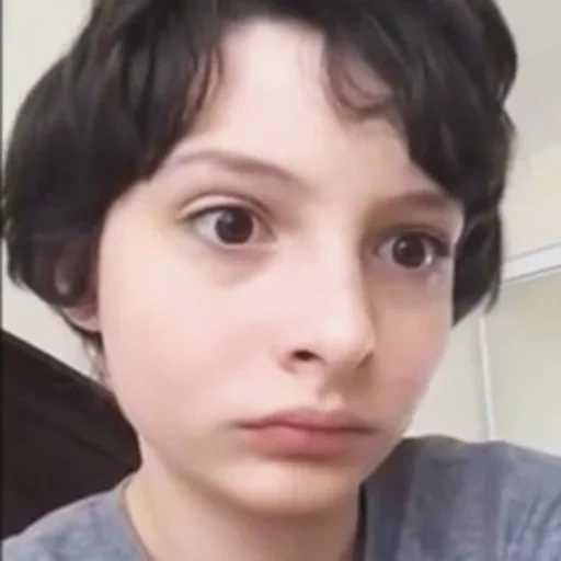 i ragazzi, finn volfard, nasja kamenskikh, millie bobby brown, finn walford