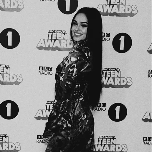 junge frau, mädchen, maggie lindemann, bis lindemann, maggie lindemann path