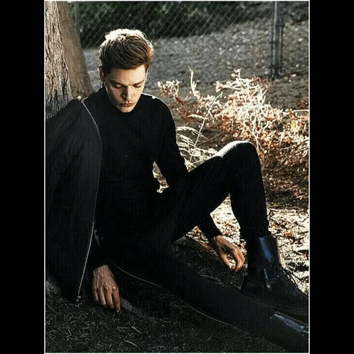 dominic sherwood, twilight hunters, jamie campbell bauer, twilight hunters jace, dominic sherwood twilight hunters