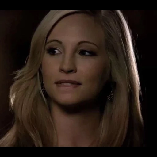 caroline, ragazza vampira, caroline forbes, i diari del vampiro, the vampire diaries