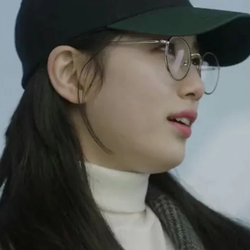giovane donna, il dramma è il migliore, occhiali coreani, attori coreani, attrici coreane