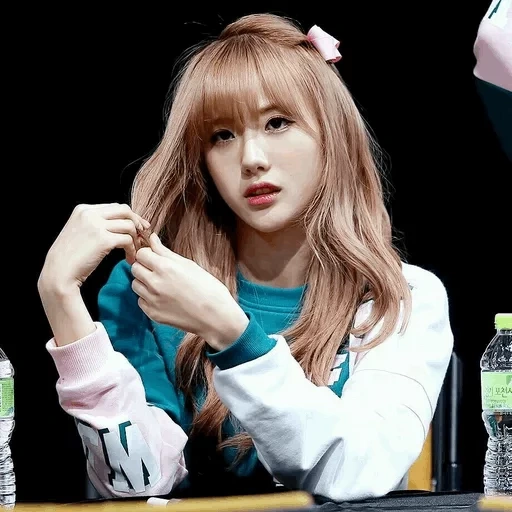 orang asia, cheng xiaoqiu, cheng tertawa pinggang, gadis asia, gfriend cinbi moonbyul