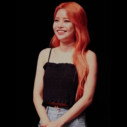 asiatique, mamamoo, mamamoo solaire, mamamoo red moon, cheveux verts solaires mamamoo